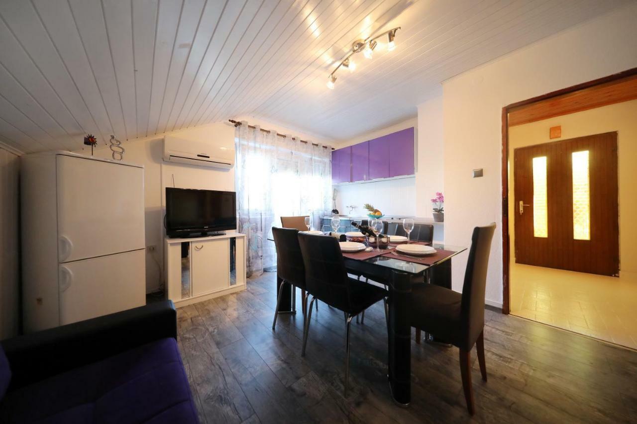 Leona Apartamento Sukošan Exterior foto